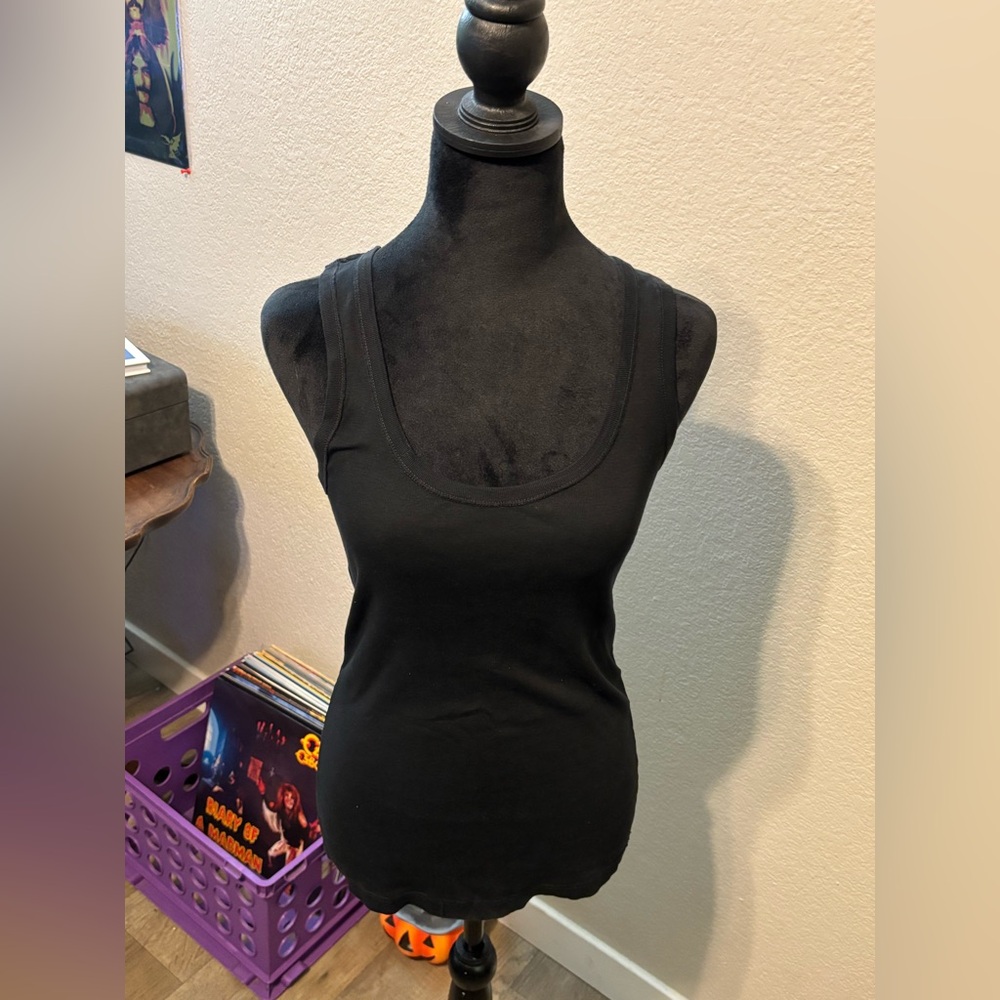 Christina Lehr medium black tank